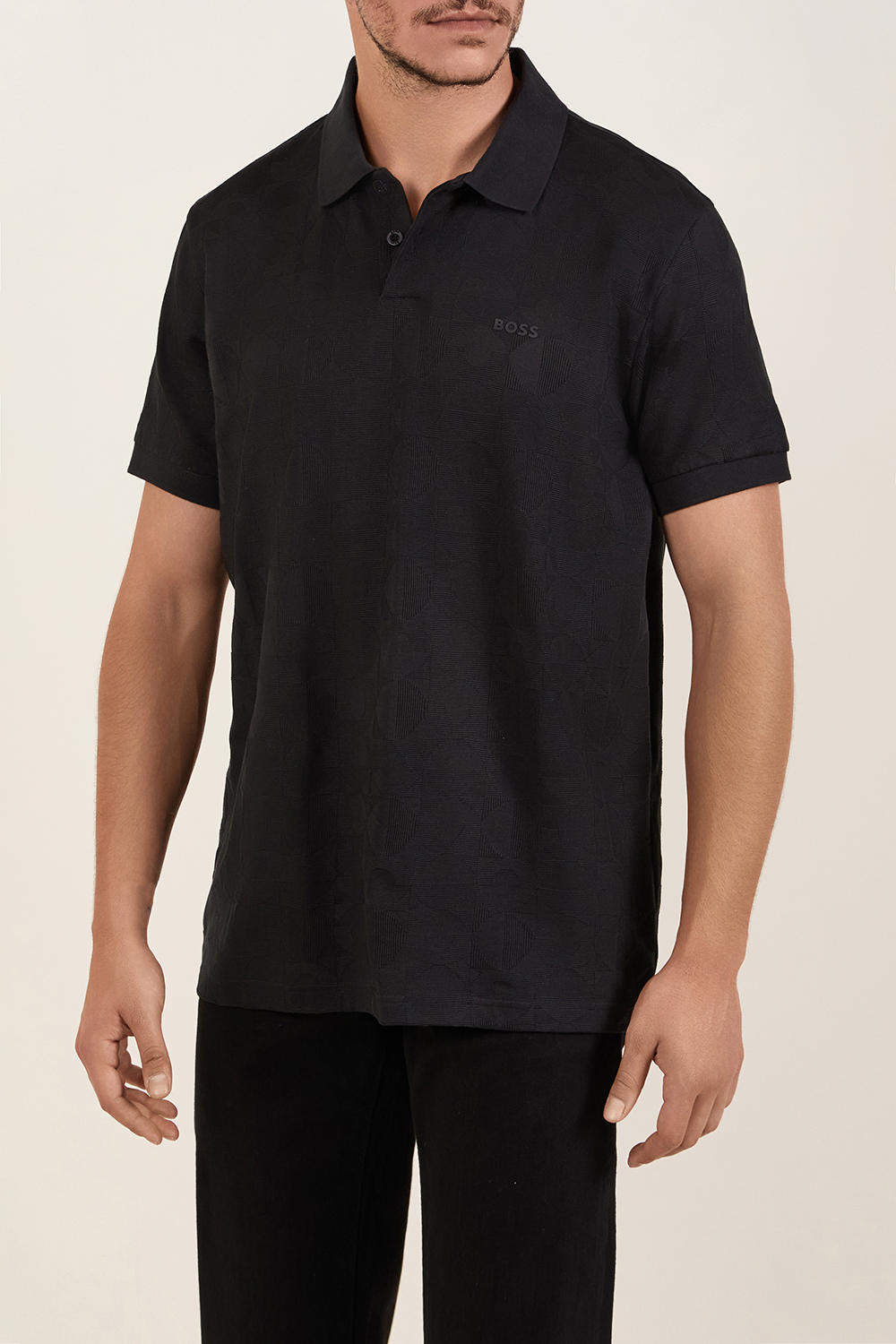 תמונת דוגמן קידמית של חולצת פולו