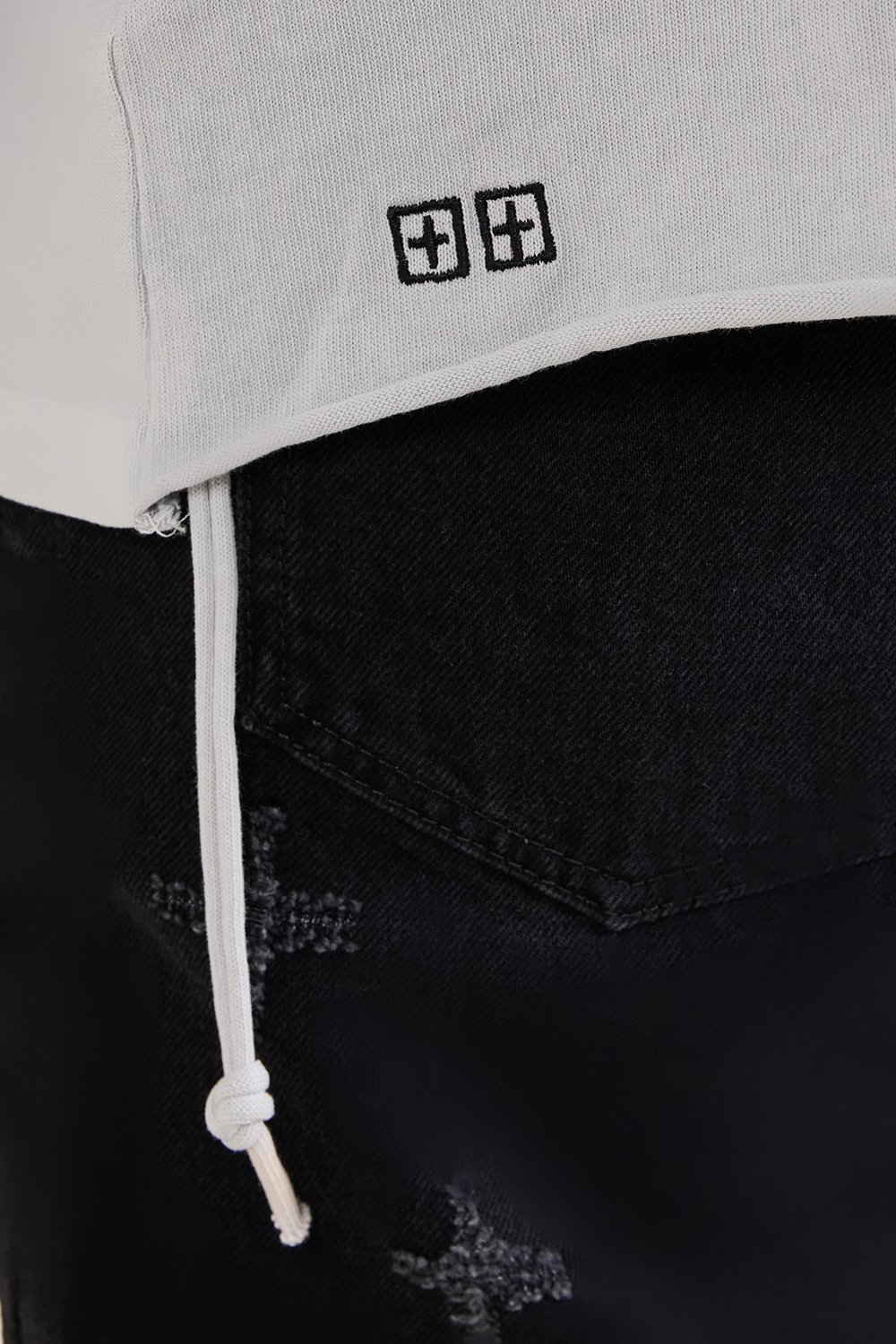 תמונת דוגמן אחורית של חולצת טי