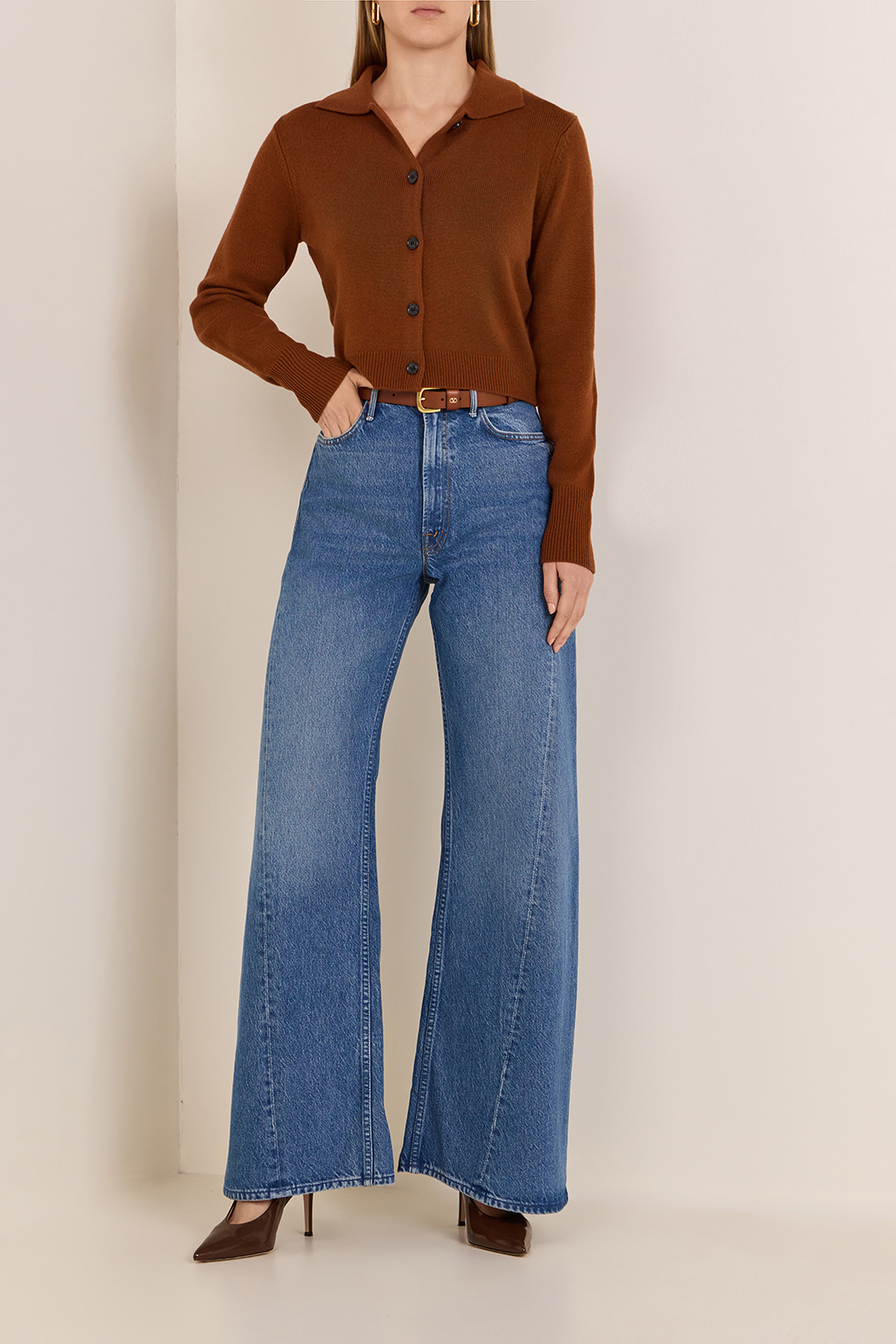 תמונת דוגמן קידמית של חגורה