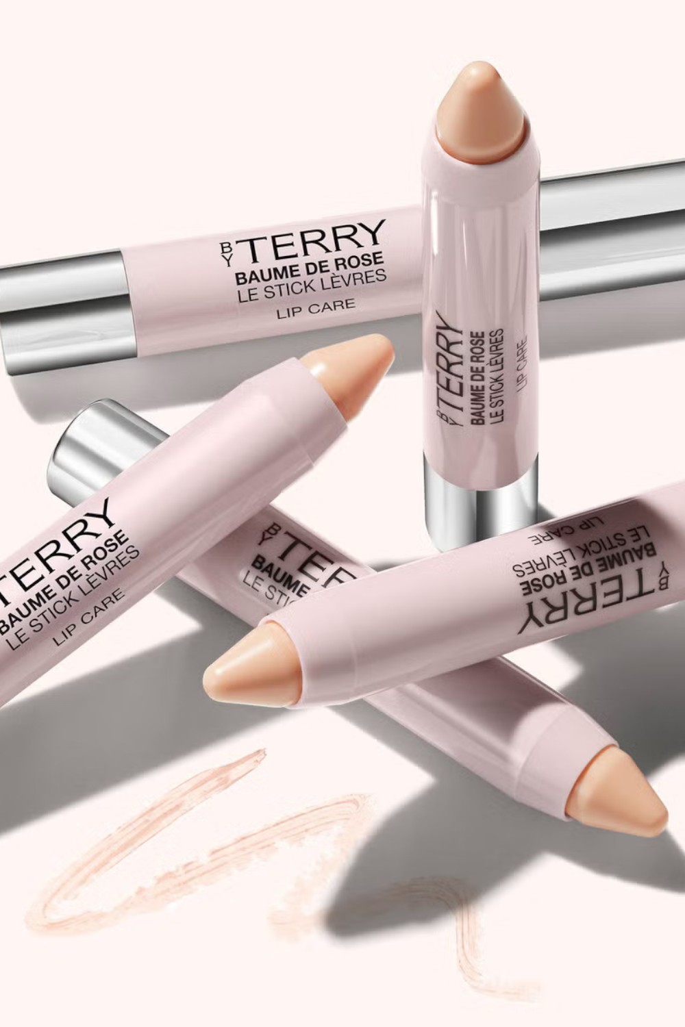 תמונת תקריב של Baume De Rose Crayon Travel-Size