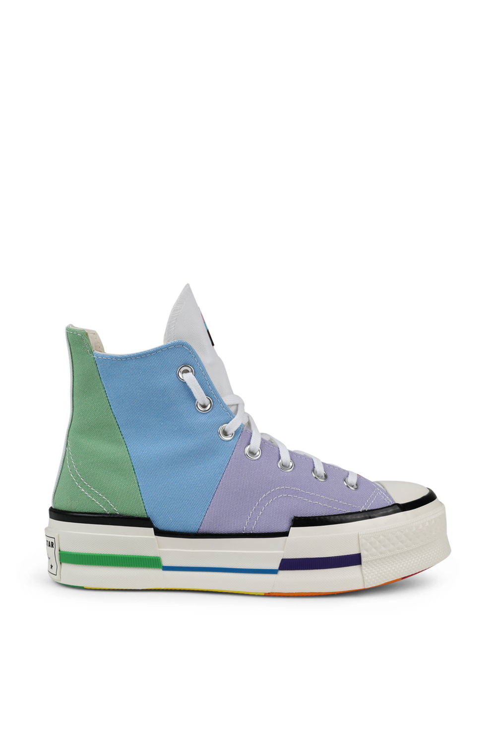 תמונה קידמית של נעלי אולסטאר צ'אק 70