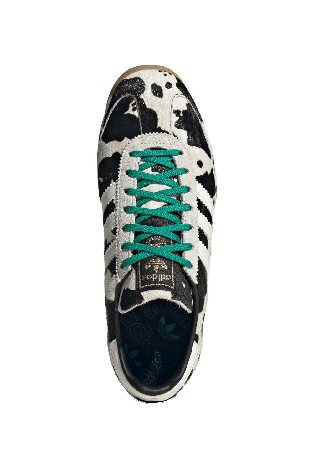 תמונת פנים של נעלי סניקרס