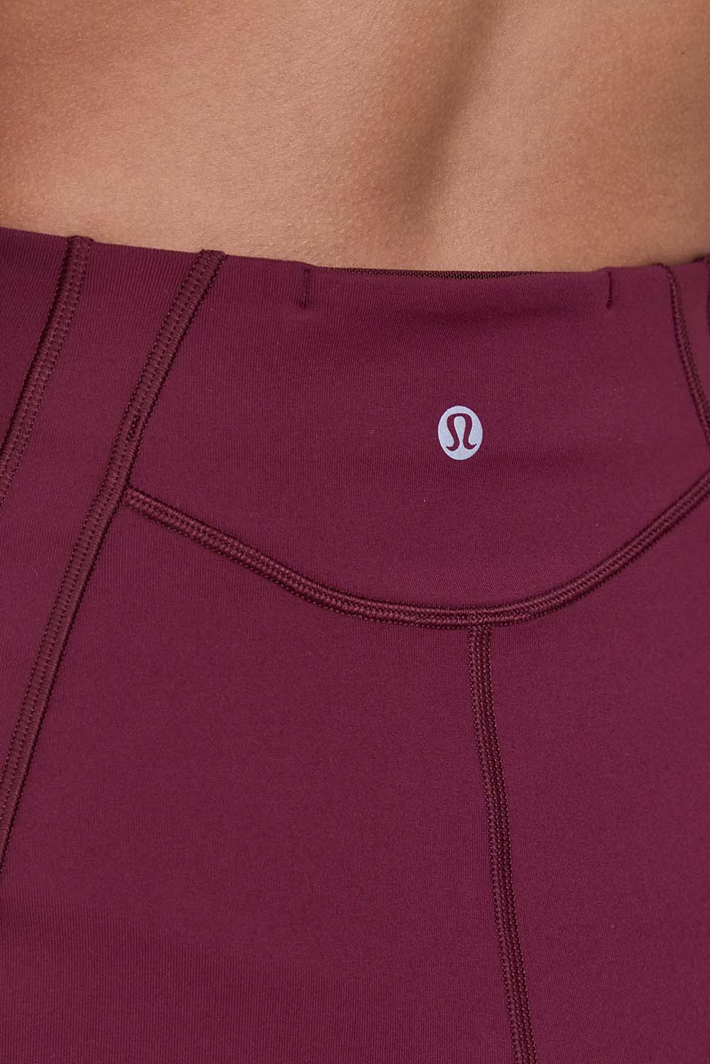 תמונת תקריב דוגמן של Define Micro Short Luon