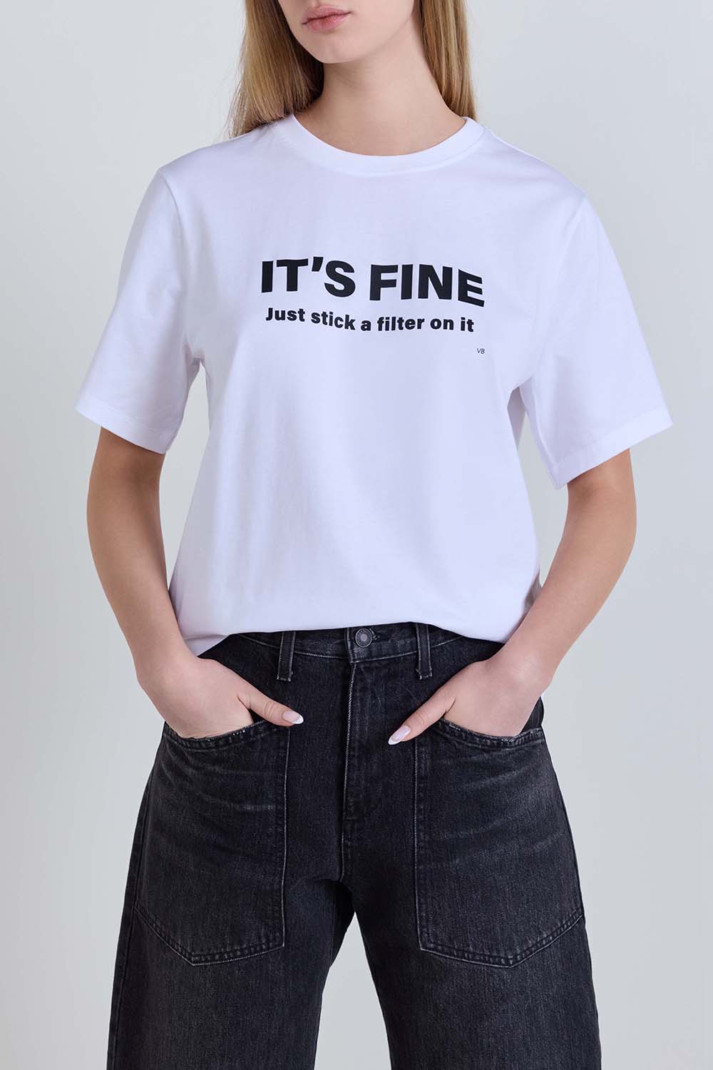 תמונת דוגמן קידמית של חולצת טי כותנה