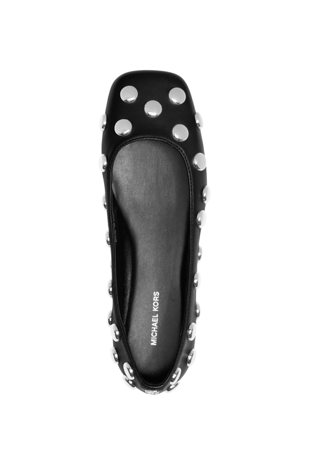 תמונת תקריב של נעלי בלרינה