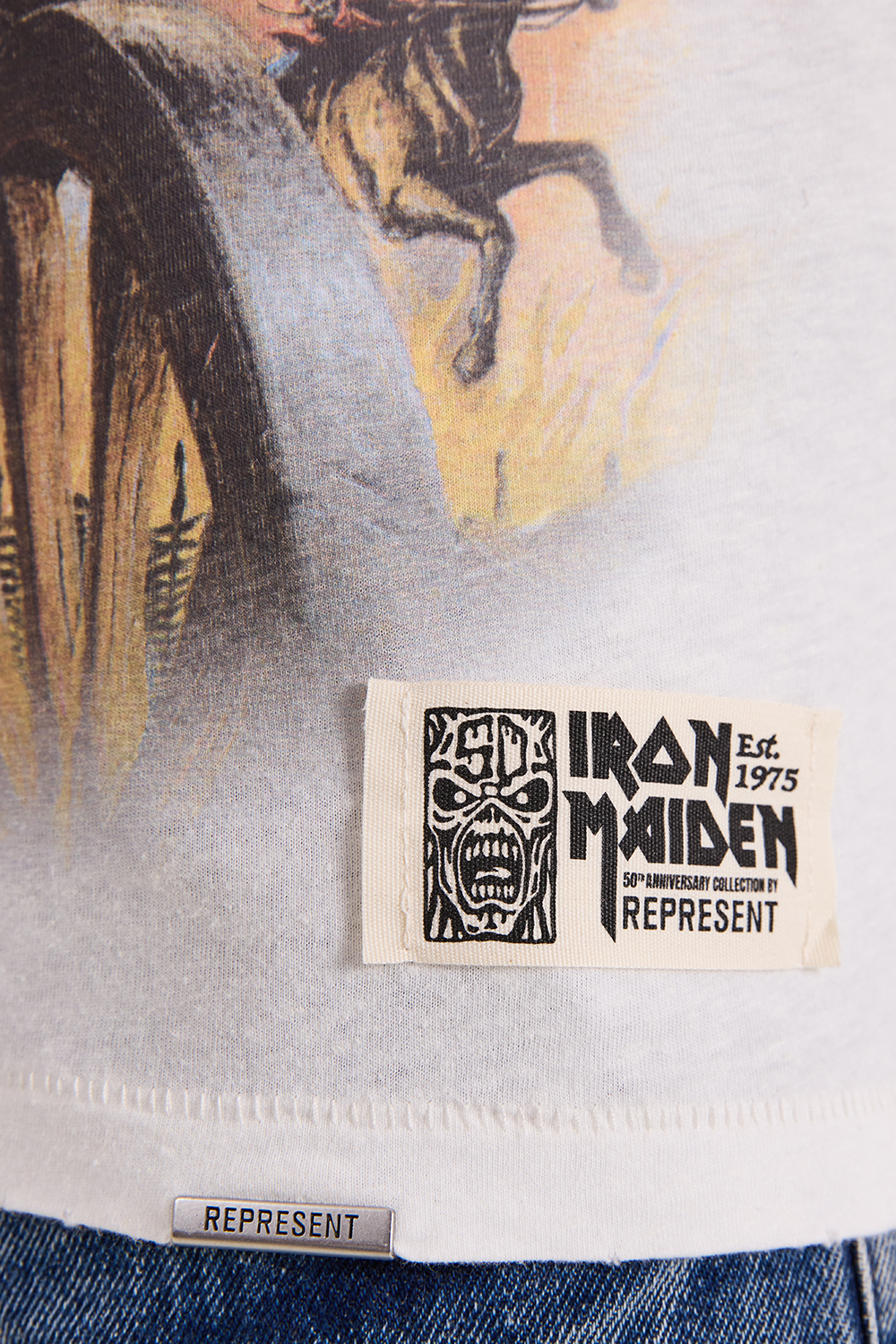 תמונת דוגמן אחורית של חולצת טי במהדורת 50 שנה לאיירון מיידן