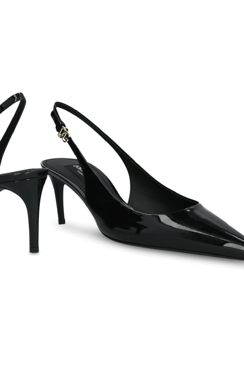 תמונת תקריב של נעלי עקב 6 סמ