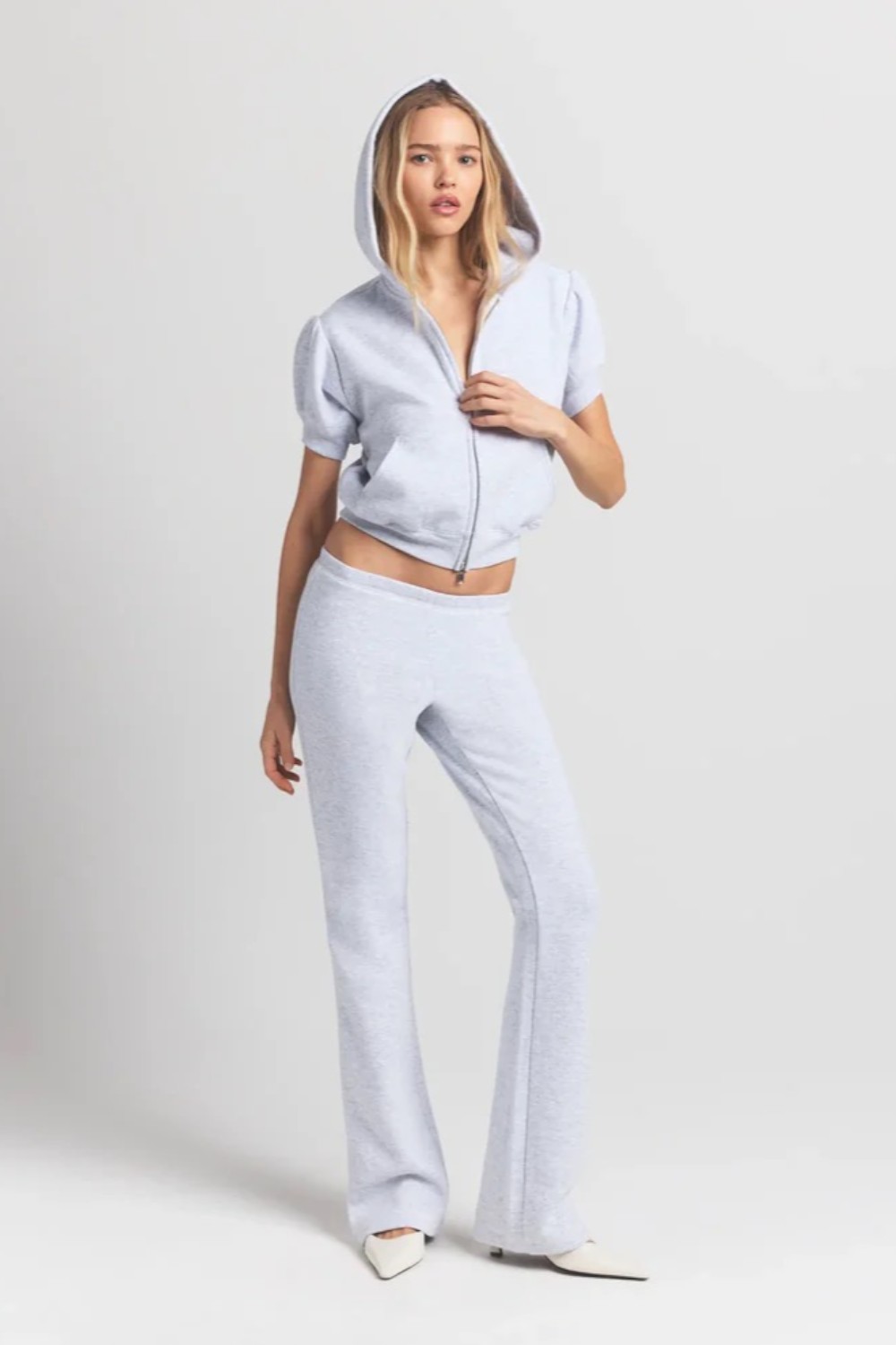 BUBBLE SLEEVE ZIP UP