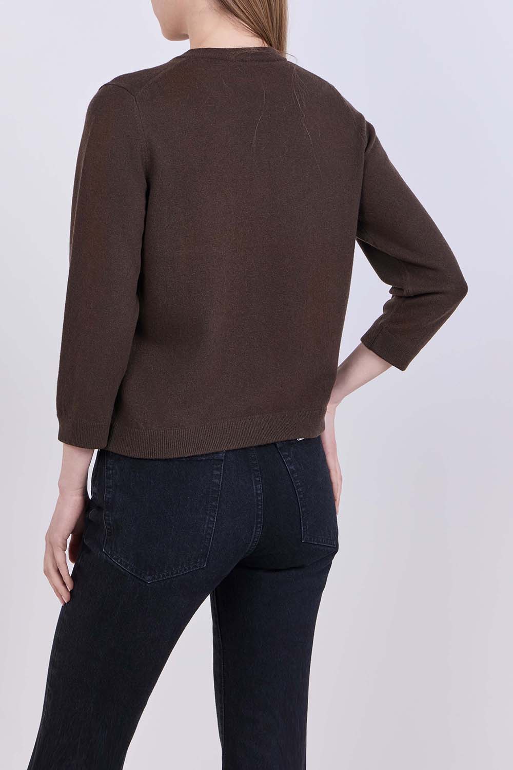 תמונת דוגמן אחורית של קרדיגן קשמיר