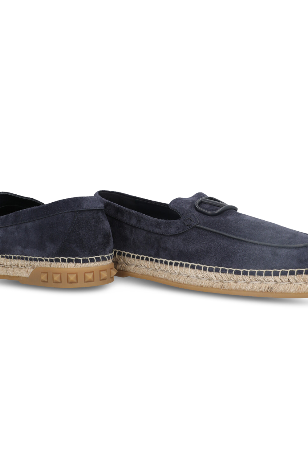 תמונת תקריב של נעלי אספדריל