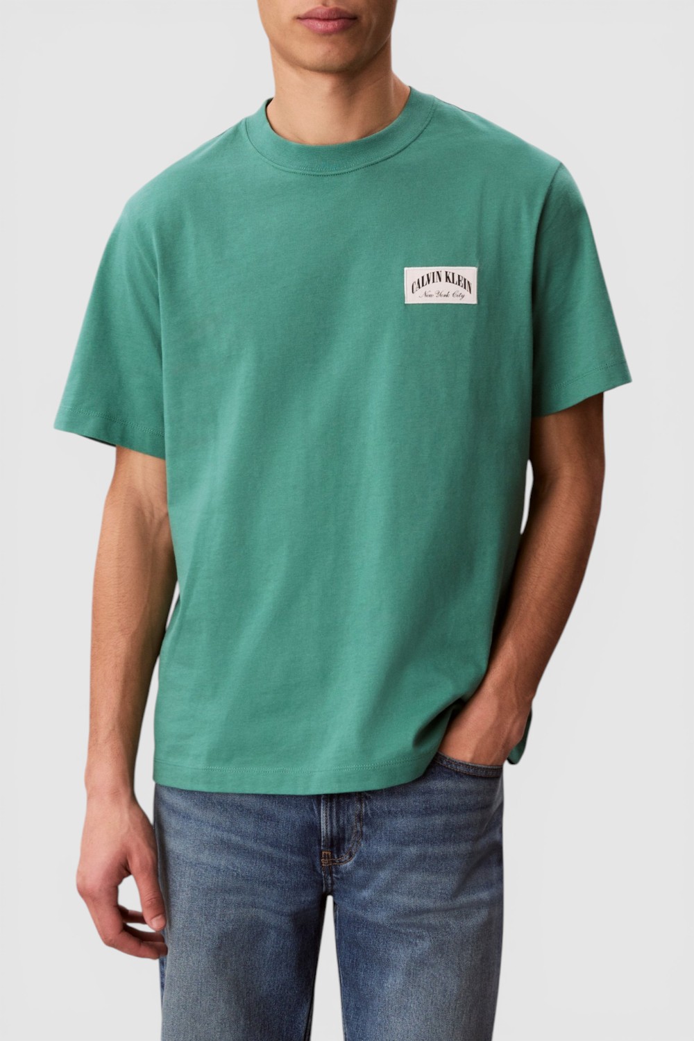 תמונת דוגמן קידמית של חולצת טי