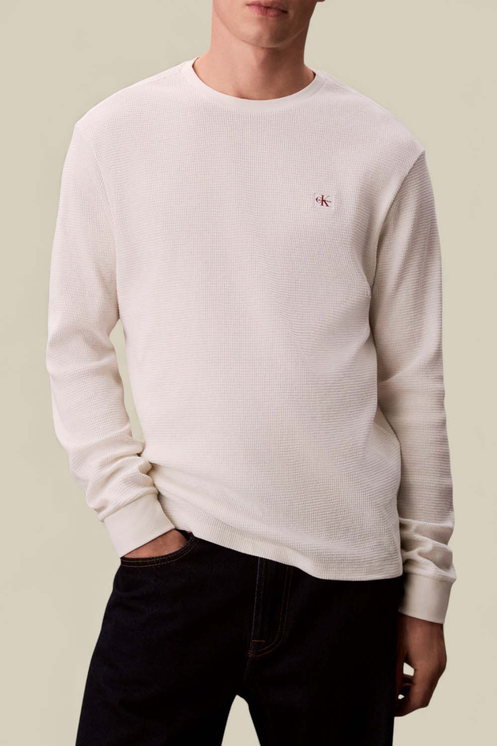 תמונת דוגמן קידמית של חולצת טי