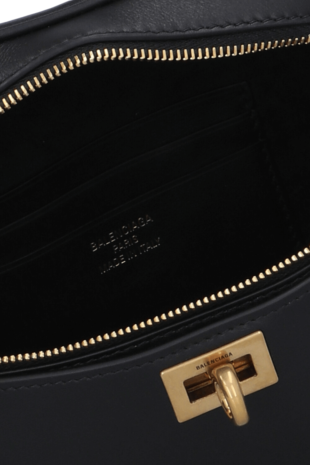 תמונת פנים של תיק קרוסבודי