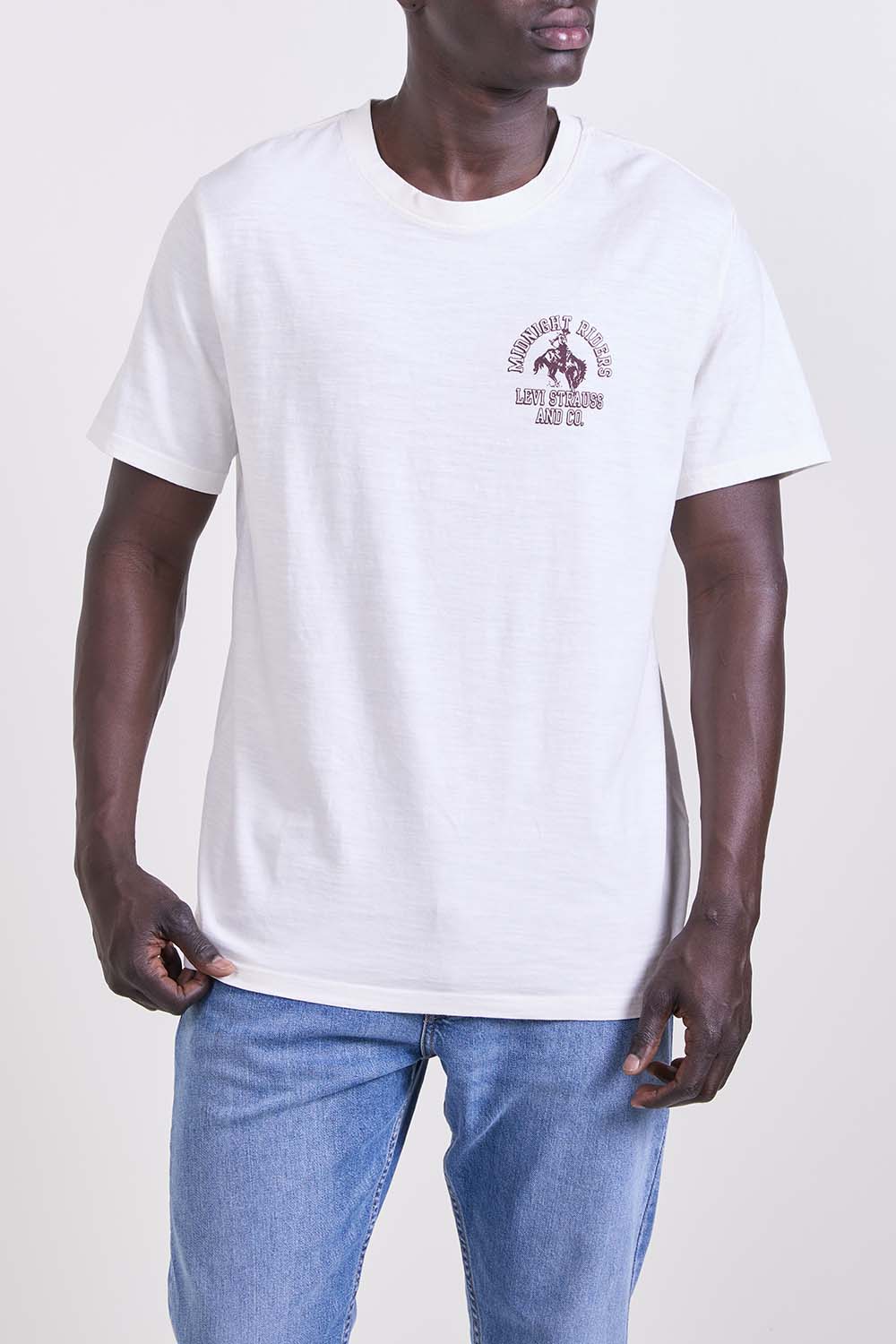 תמונת דוגמן קידמית של טי שירט אוברסייז