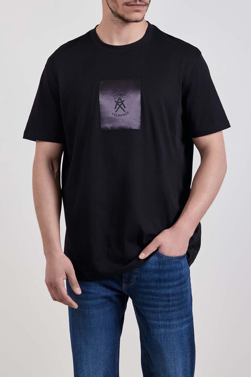 תמונת דוגמן קידמית של חולצת טי בגזרת אוברסייז