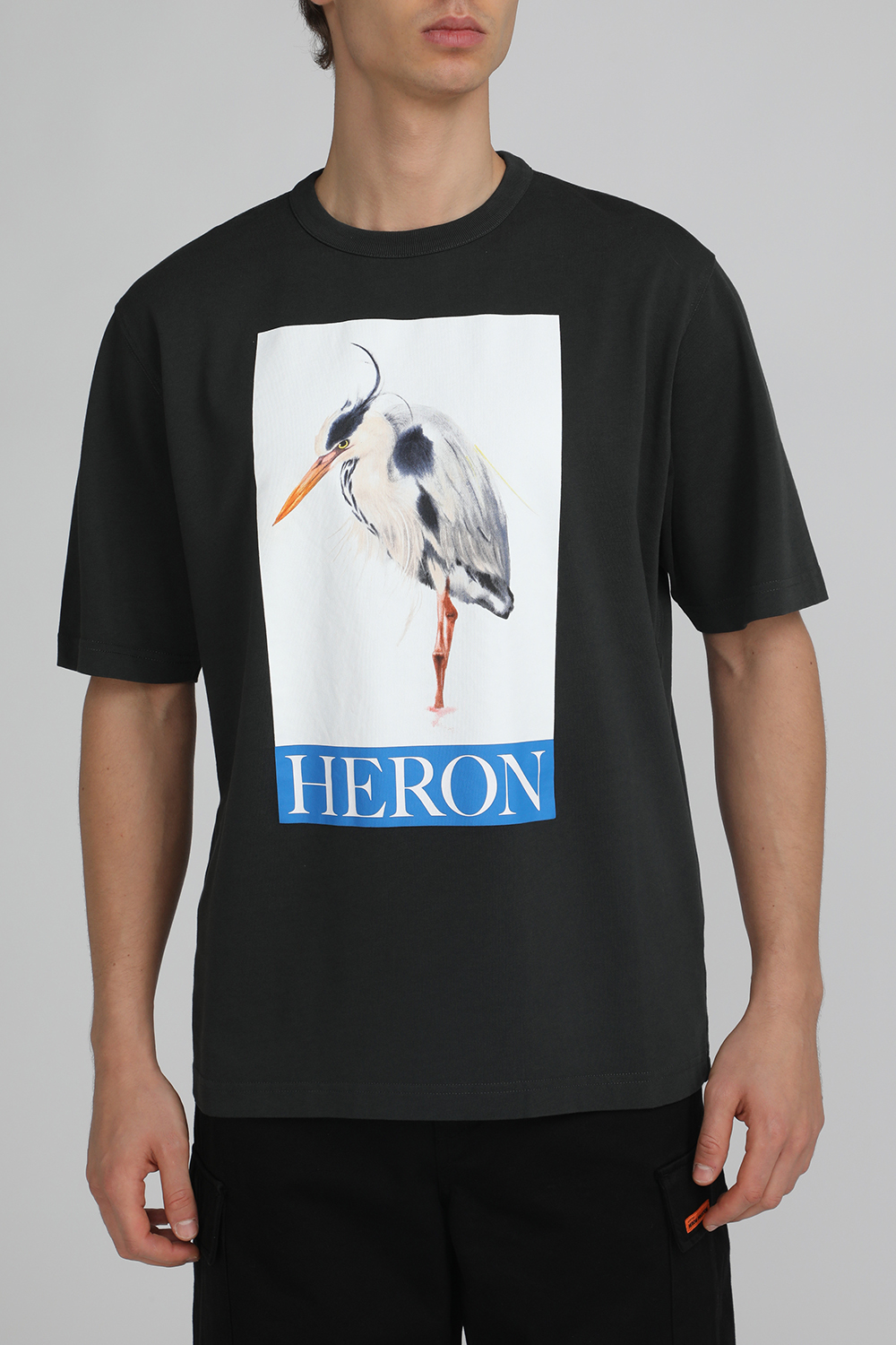 תמונת דוגמן קידמית של חולצת טי