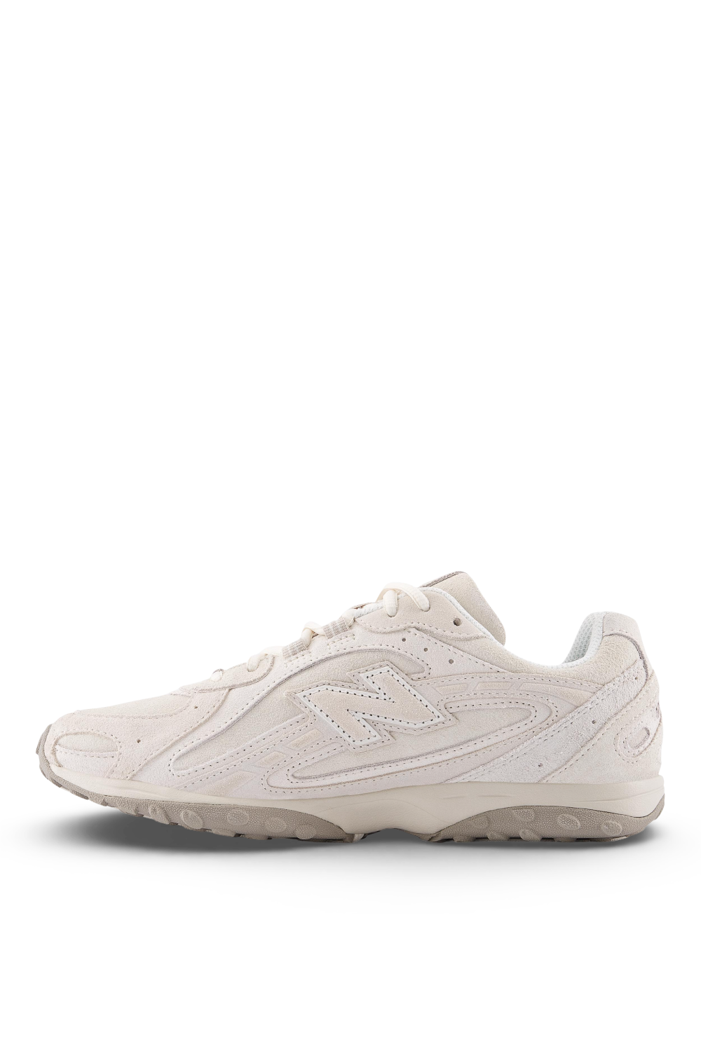 תמונה אחורית של נעלי סניקרס 204