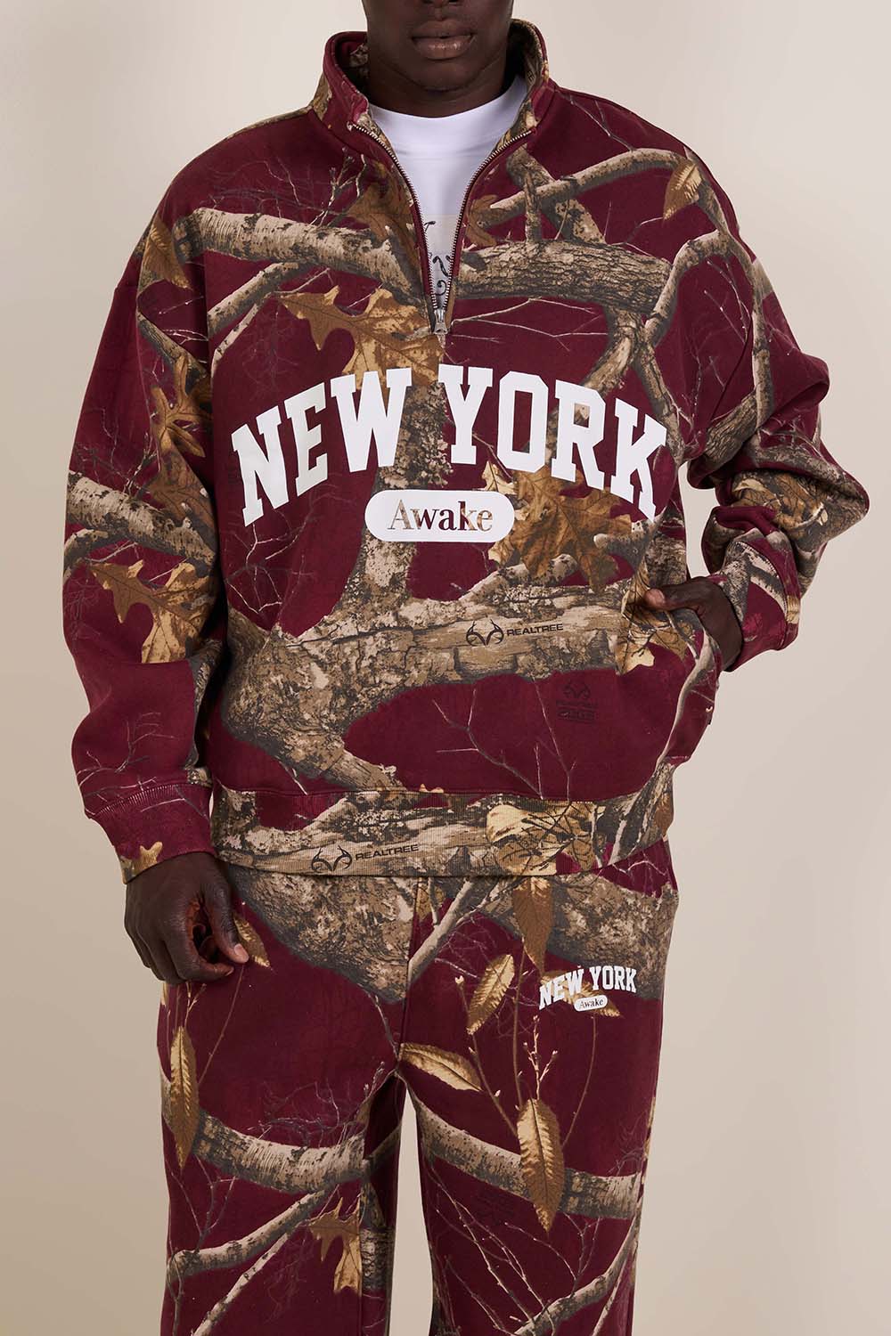 תמונת דוגמן קידמית של סווטשירט