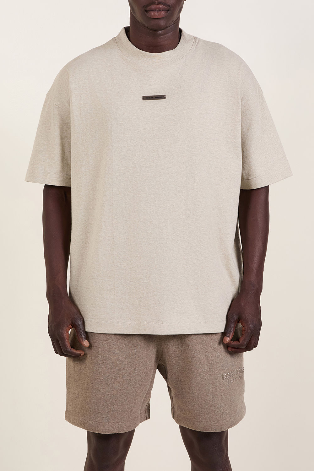 תמונת דוגמן קידמית של חולצת טי