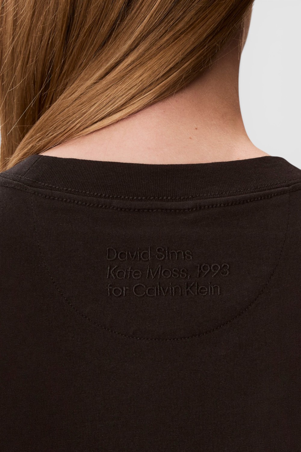 חולצת טי בגזרה ישרה