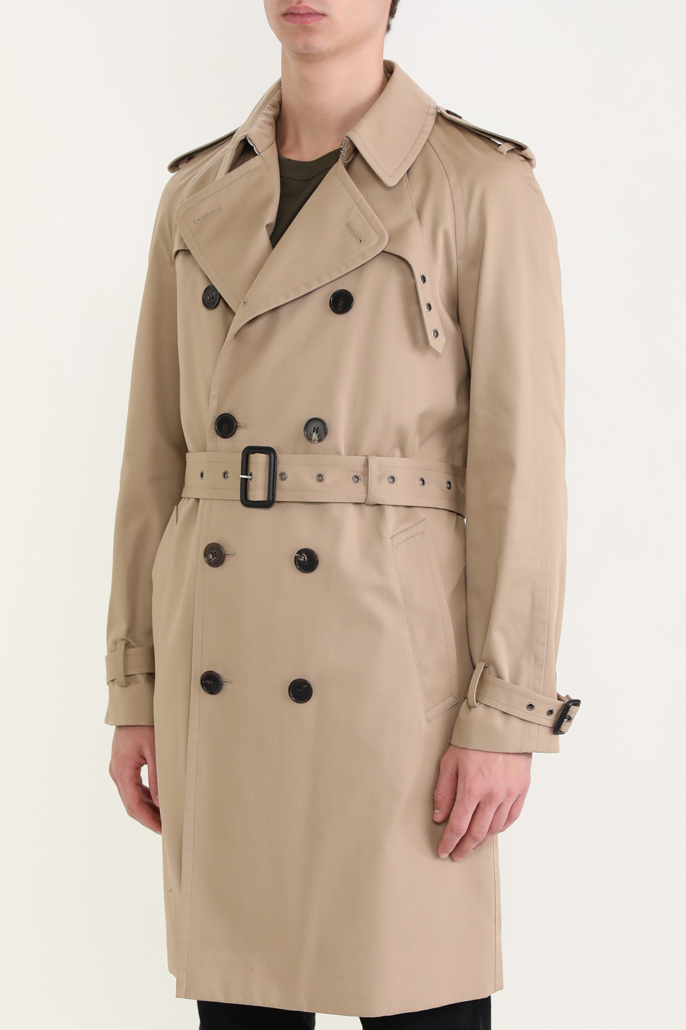 תמונת דוגמן קידמית של מעיל טרנץ' מכופתר