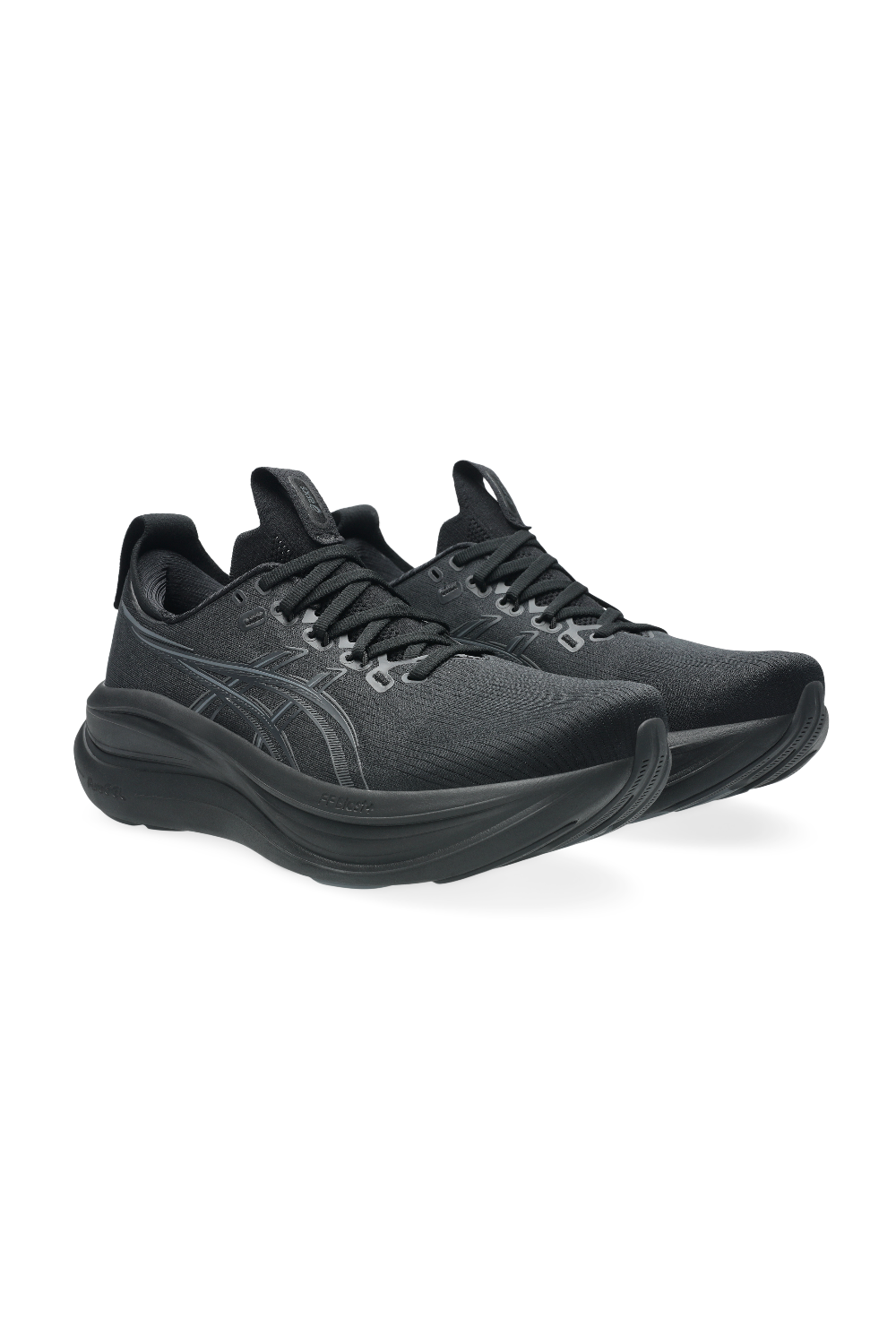 תמונת פנים של נעלי ריצה ג'ל נימבוס 28