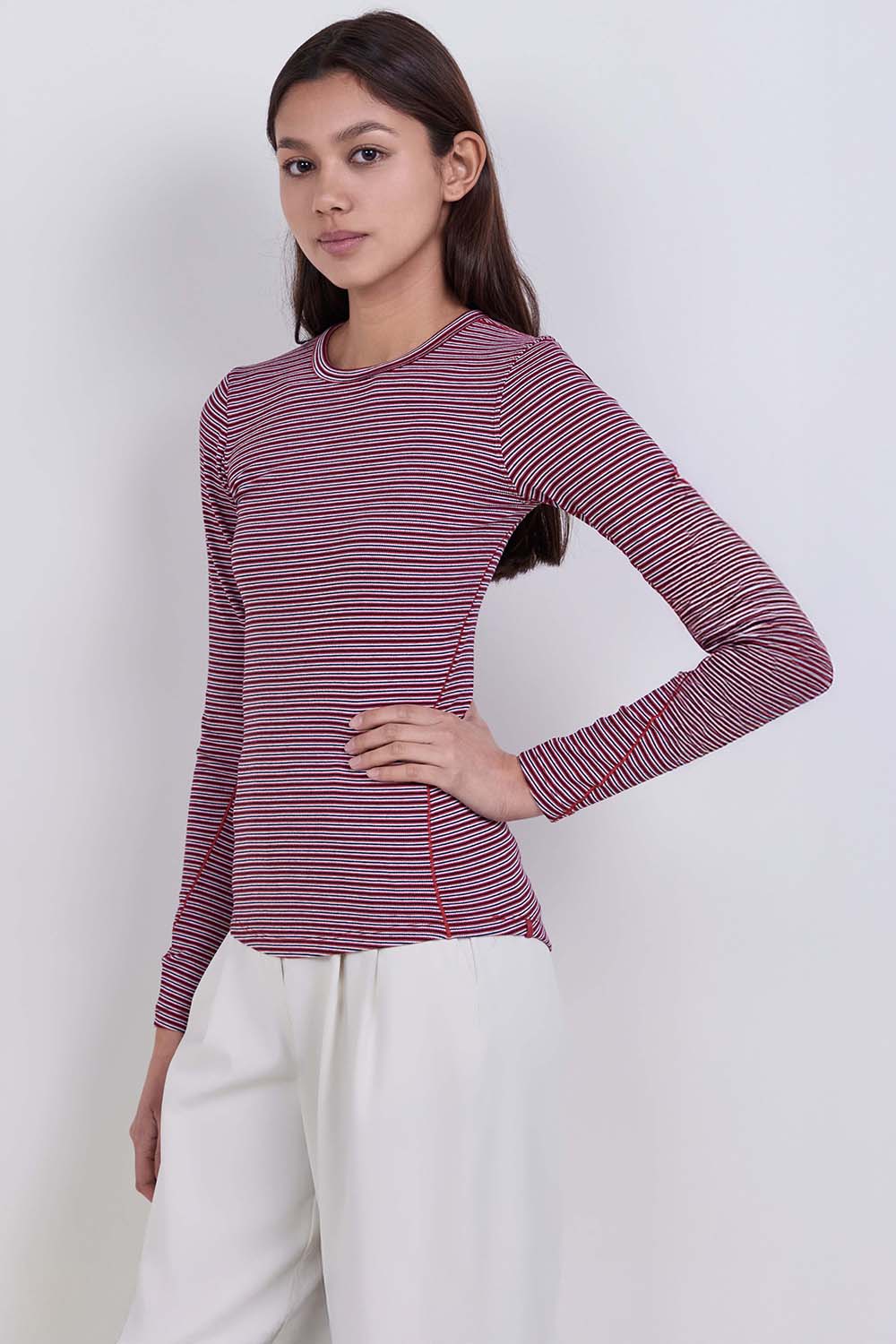 תמונת דוגמן קידמית של Hold Tight Long-Sleeve Shirt