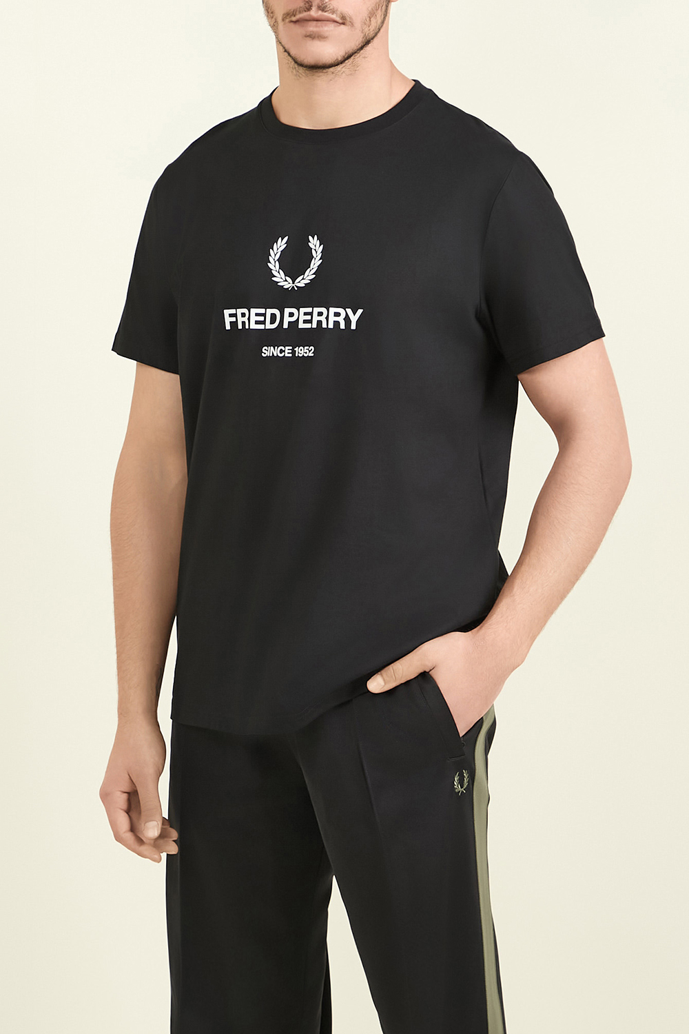 תמונת דוגמן קידמית של חולצת טי