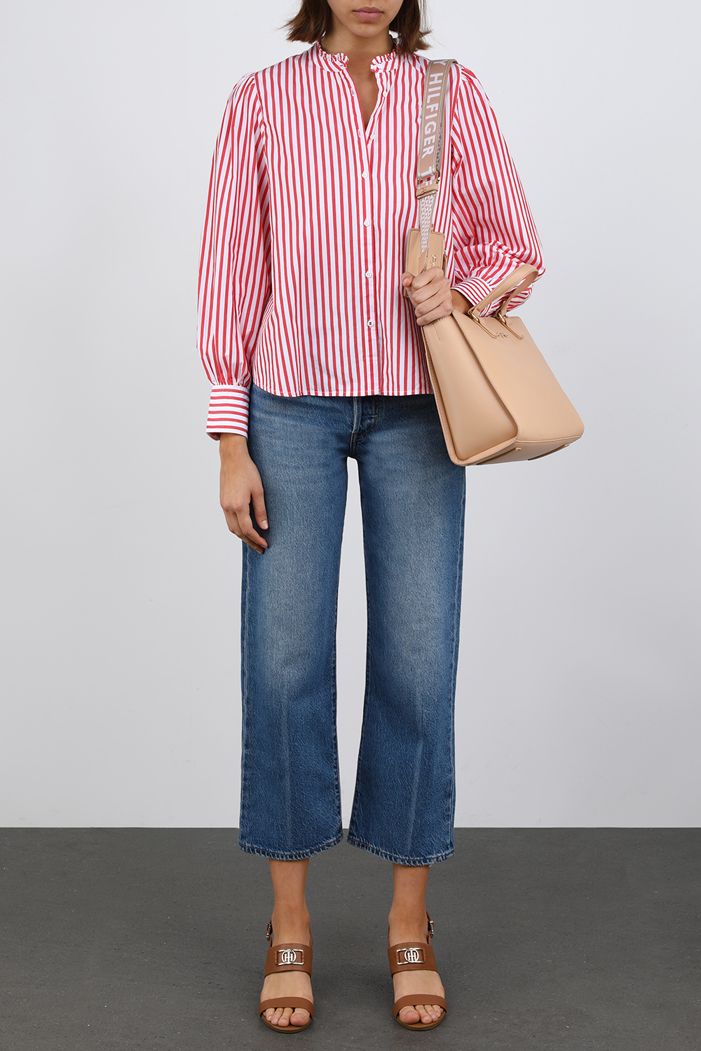 תמונת דוגמן קידמית של תיק נשיאה ניוד עם רצועת בד