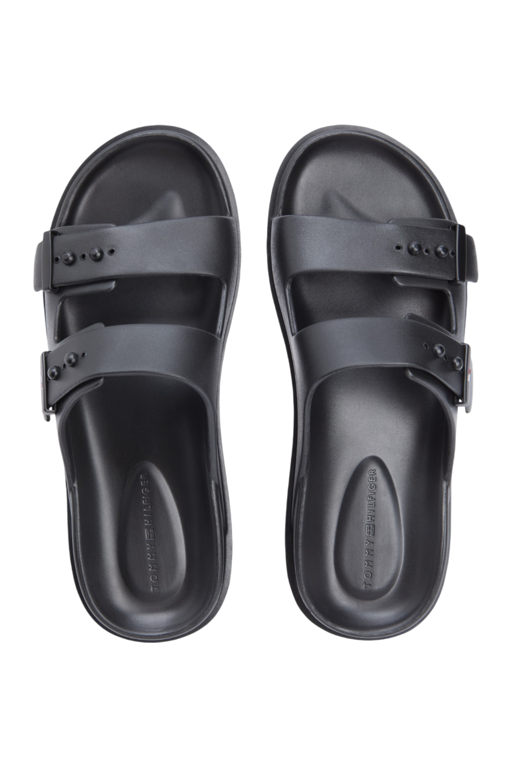 תמונת תקריב של כפכפים