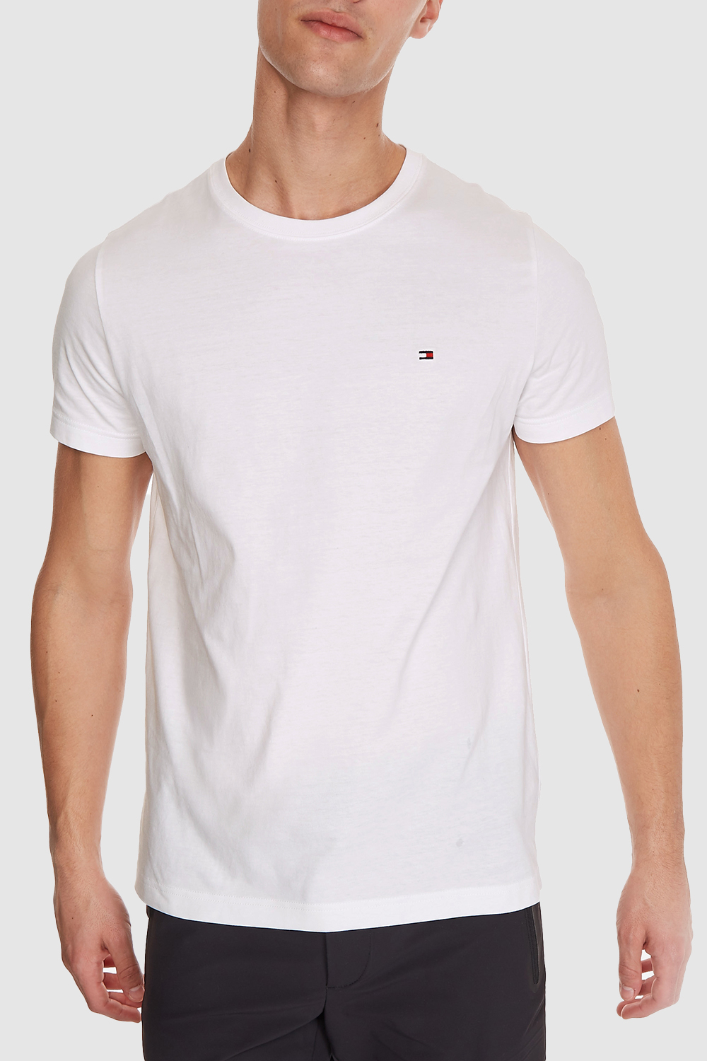 תמונת דוגמן קידמית של חולצת טי