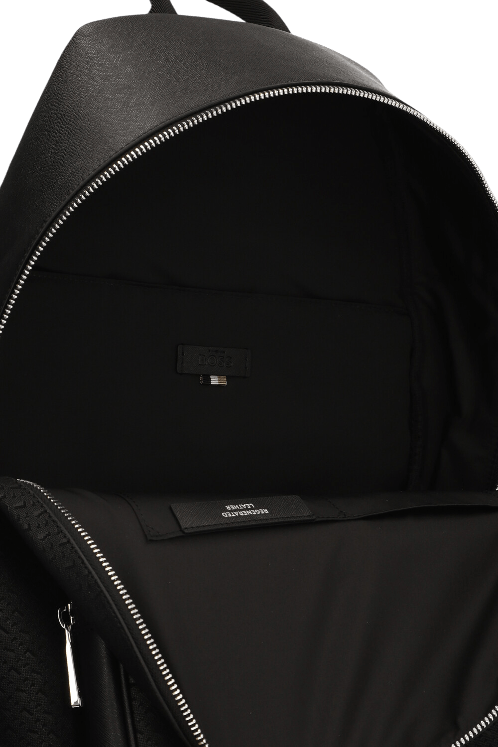 תמונת פנים של תיק גב