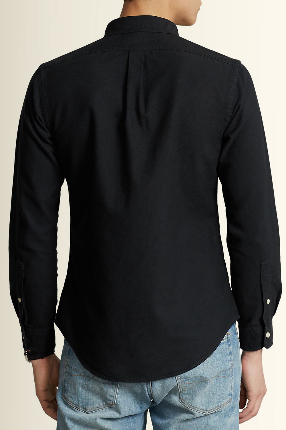 תמונת דוגמן אחורית של חולצה מכופתרת סלים פיט