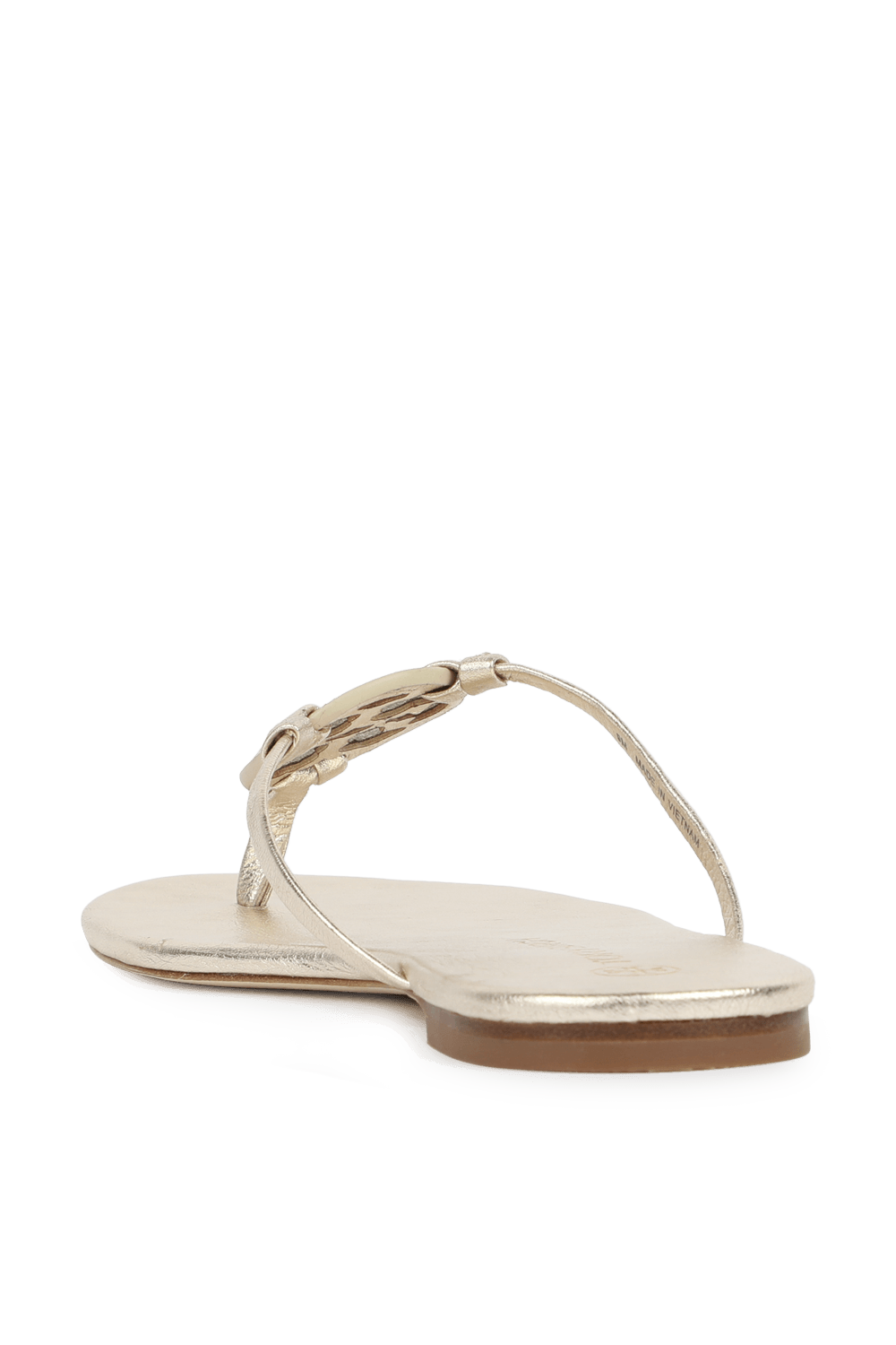 תמונה אחורית של סנדלי מילר בכסוף