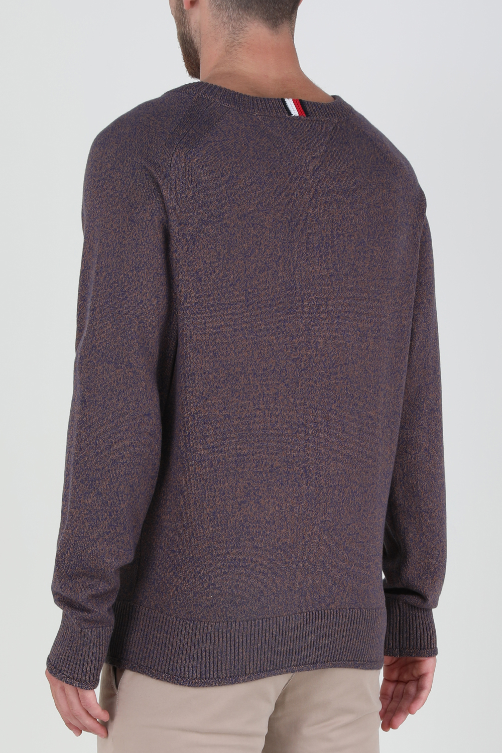 תמונת דוגמן אחורית של סריג כותנה ארוך