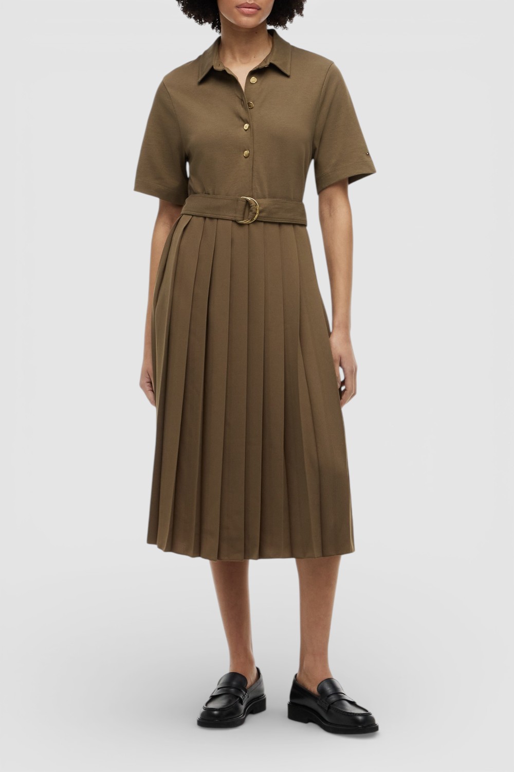 תמונת דוגמן קידמית של שמלת מידי