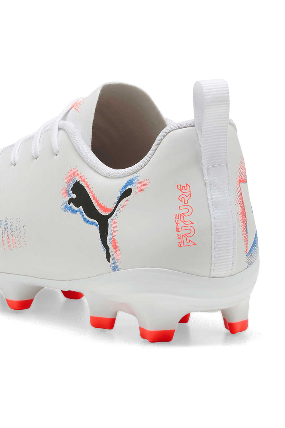 תמונת פנים של נעלי כדורגל פיוצ'ר 8