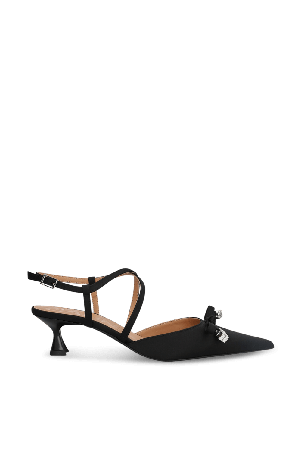 תמונה קידמית של נעלי עקב חתול