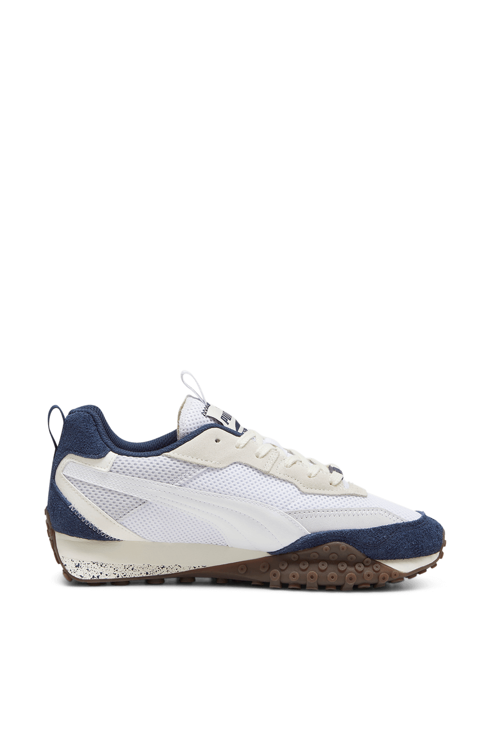 תמונה קידמית של נעלי סניקרס בלקטופ ריידר