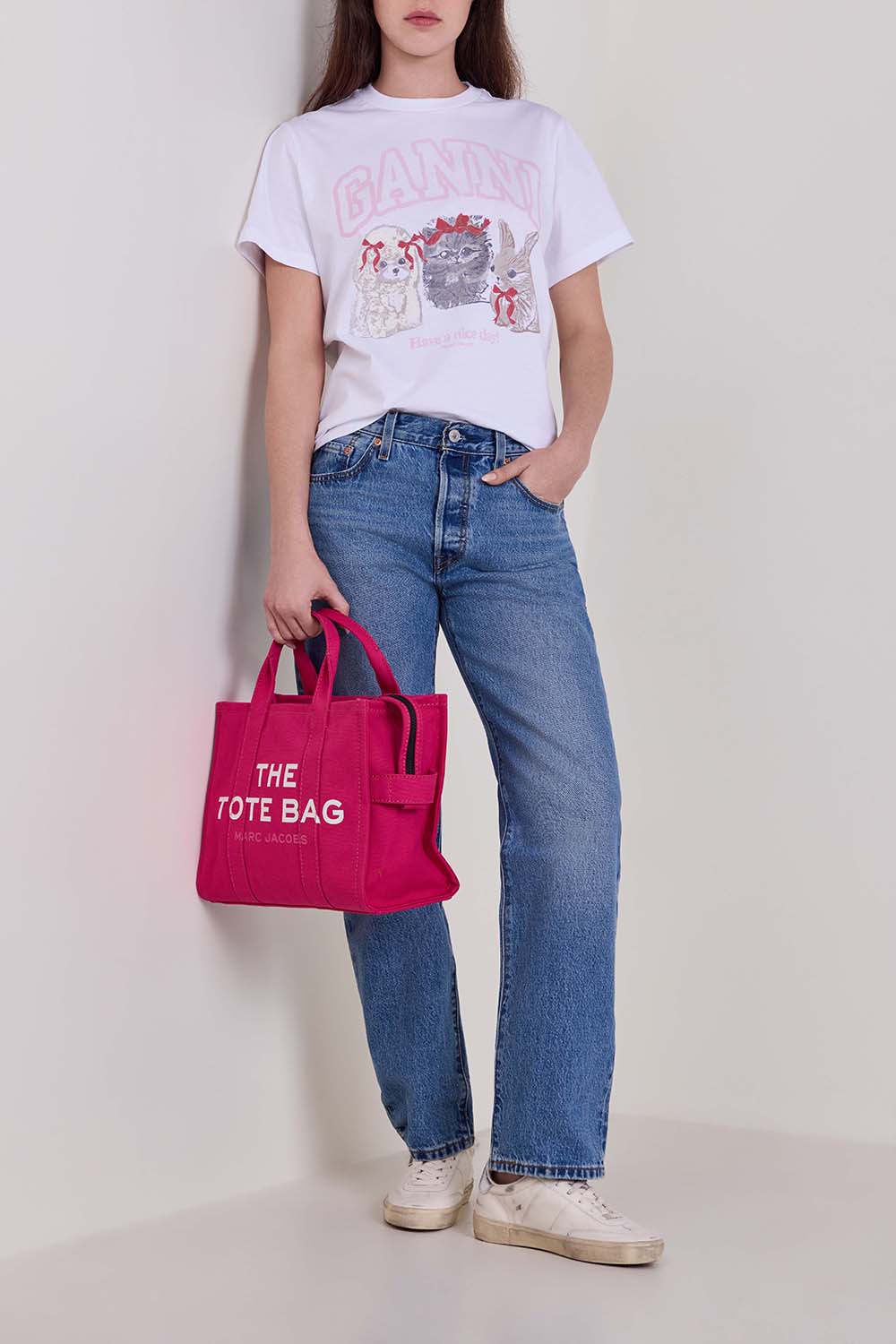 תמונת דוגמן קידמית של תיק טוט מדיום