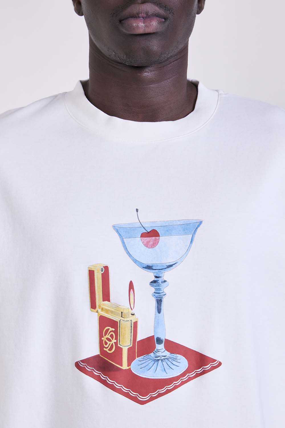 תמונת תקריב דוגמן של חולצת טי