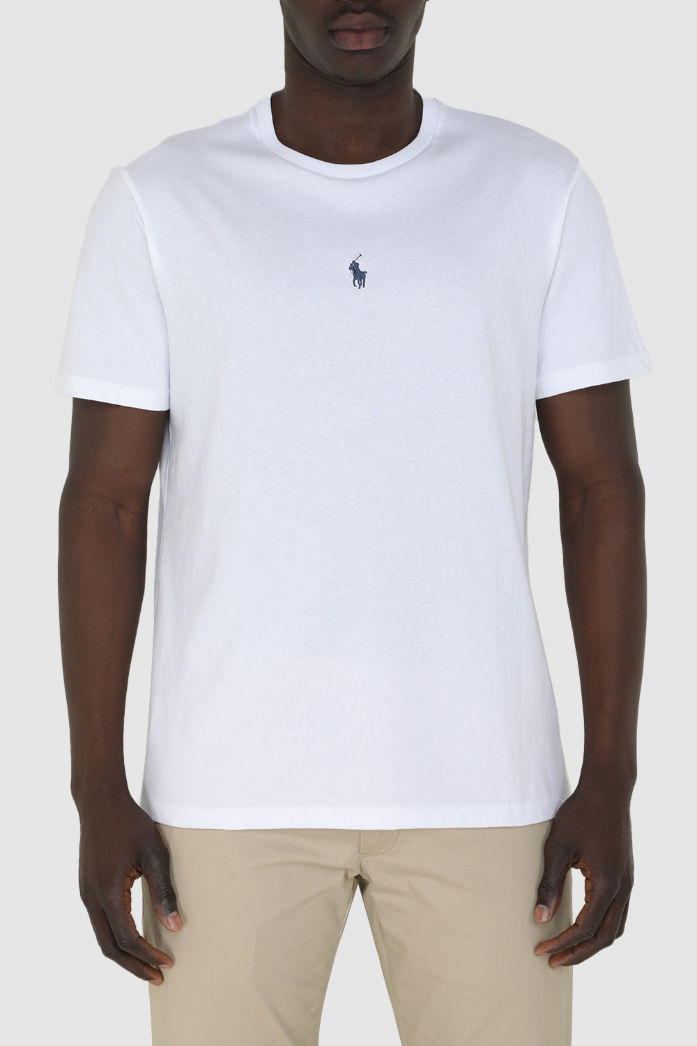 תמונת דוגמן קידמית של חולצת טי