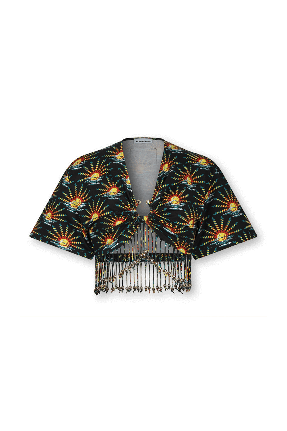 תמונה קידמית של חולצת קשירה ססגונית עם פרנזים