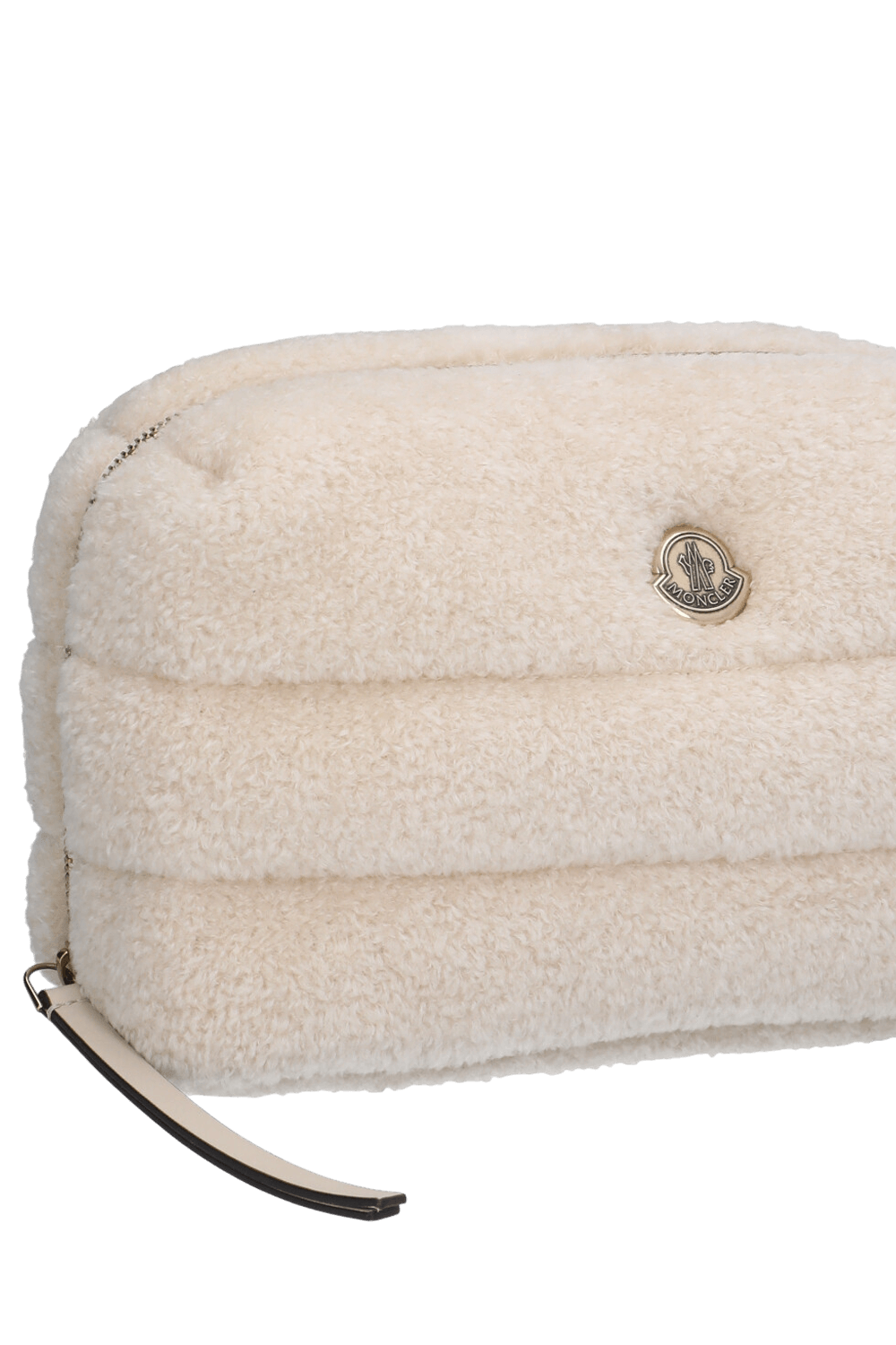 תמונת תקריב של תיק טדי