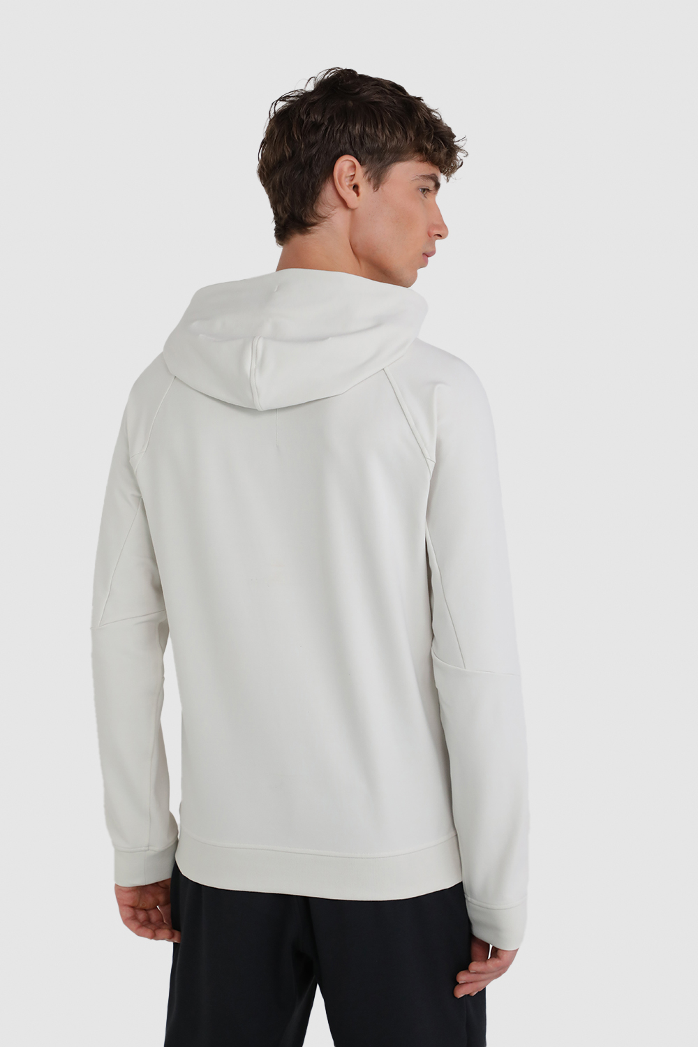 תמונת תקריב דוגמן של City Sweat Pullover Hoodie