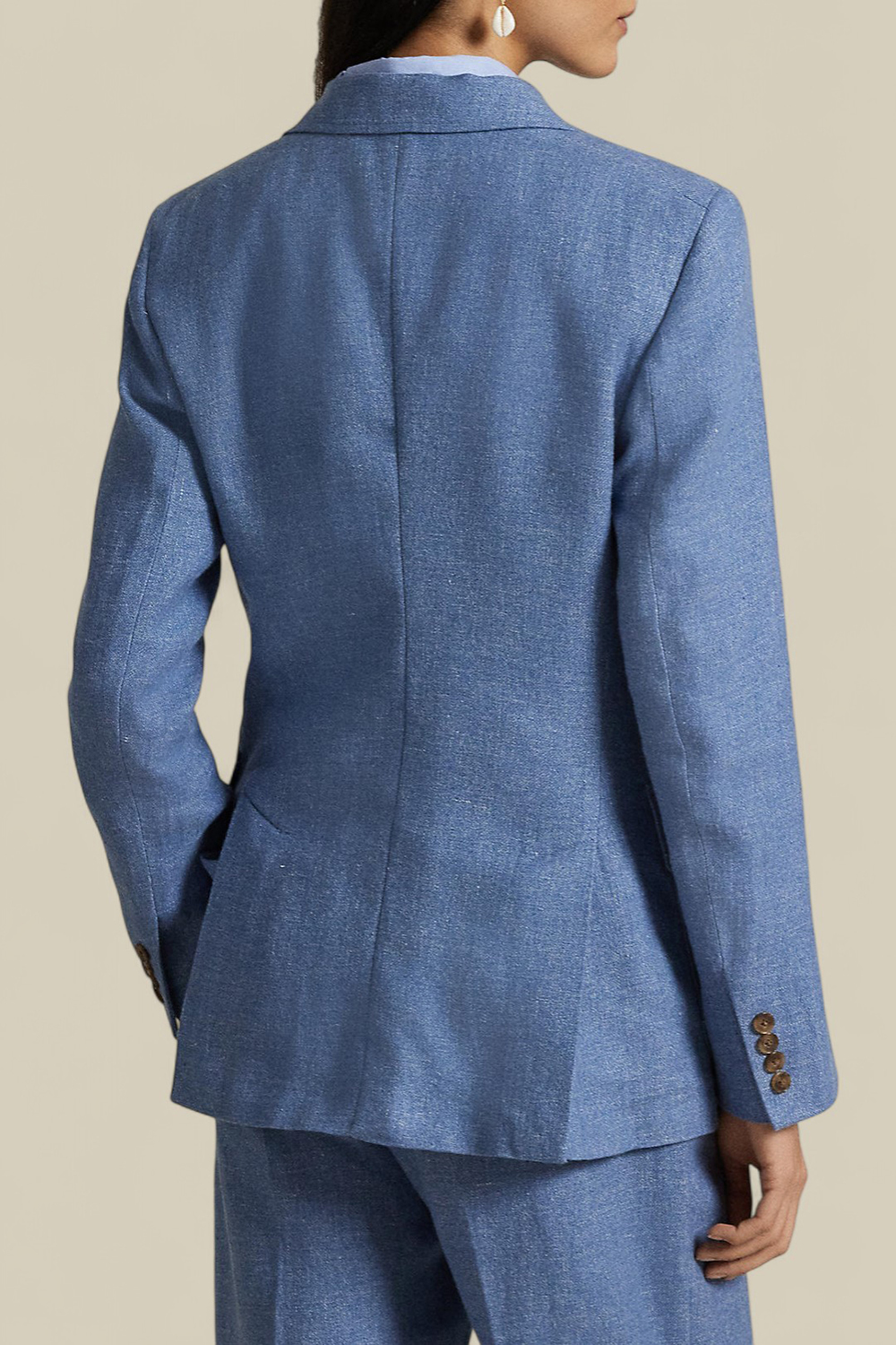 תמונת דוגמן אחורית של ז'קט מחוייט