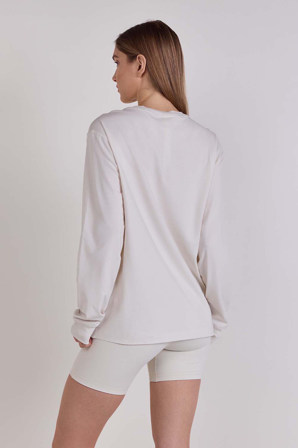 תמונת דוגמן אחורית של ALL YOURS ORGANIC COTTON LONG SLEEVE