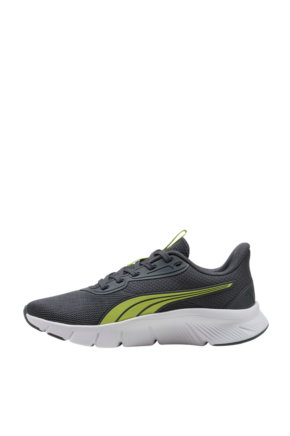 תמונה אחורית של נעלי סניקרס פלקס פוקוס