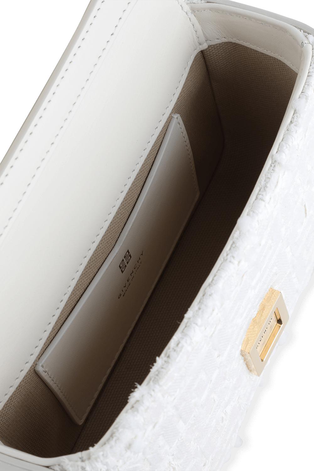 תמונת פנים של תיק נשיאה