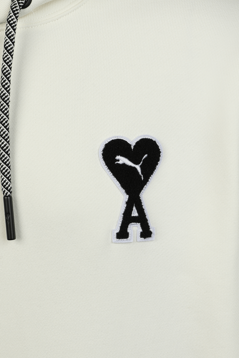תמונה אחורית של פומה X אמי סווטשירט קפוצ'ון